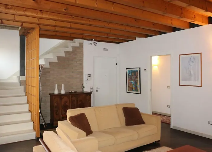 Accogliente Moderno, Vicino A Venezia *